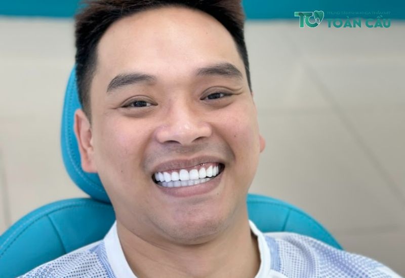 Cách khắc phục tình trạng răng sứ kim loại bị đen