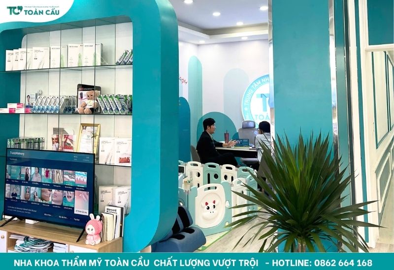 Hướng dẫn chăm sóc răng implant sau khi trồng để đảm bảo độ bền lâu dài 7 Liên hệ với nha khoa để được tư vấn chi tiết