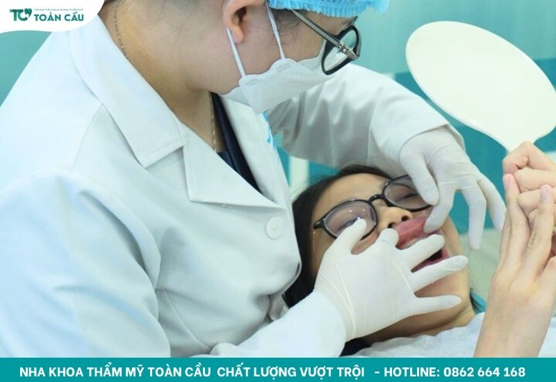 Niềng răng mắc cài tự buộc là gì? Ưu điểm và giá thành ra sao? 6 Niềng răng mắc cài giá rẻ tại Nha khoa Toàn Cầu