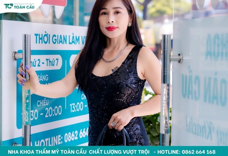 Chỉnh nha trả góp TPHCM ở nha khoa nào an toàn và uy tín? 8 Khách hàng đặt lịch qua hotline, website hoặc đến trực tiếp