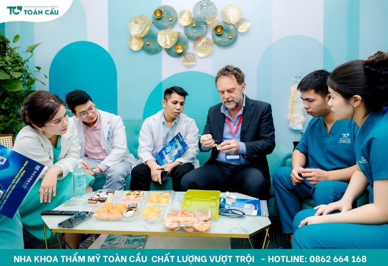 Trồng răng implant giá bao nhiêu? Nha Khoa uy tín Gò Vấp 7 Trình độ bác sĩ là yếu tố then chốt