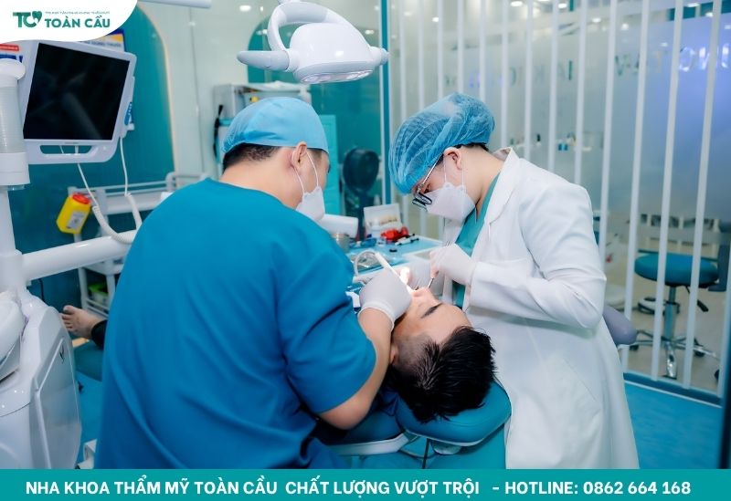 Trồng răng implant toàn hàm All-on-6 ở địa chỉ nào uy tín? 5 Trồng răng implant toàn hàm All-on-6 là kỹ thuật phức tạp