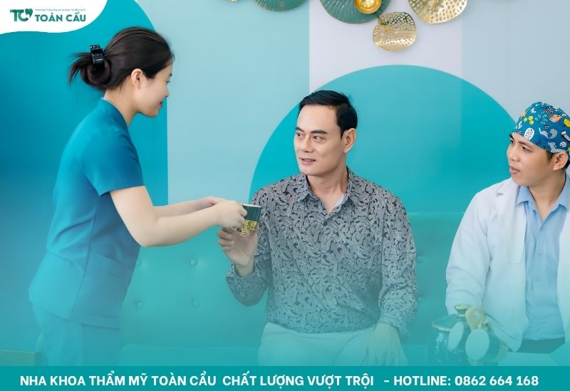 Đội ngũ phụ tá cũng sẽ bên cạnh để hỗ trợ