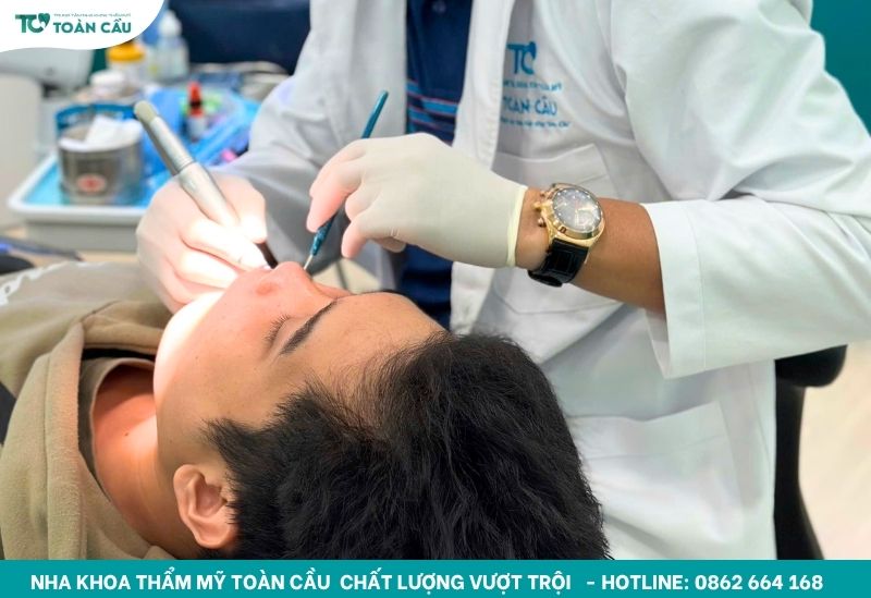 Niềng răng mắc cài là phương pháp chỉnh nha phổ biến