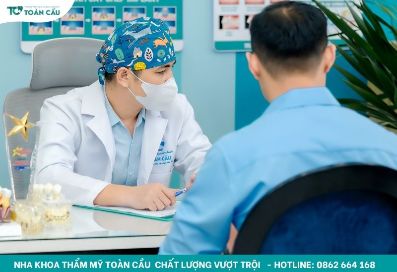 Dán sứ veneer có bị hôi miệng không? Cách phòng ngừa 4 Khám răng định kỳ