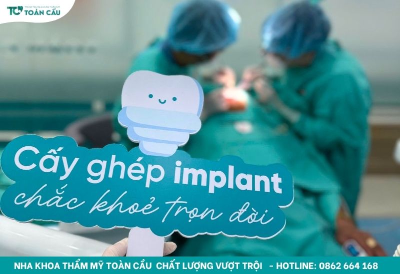 Implant nha khoa là gì và có nên trồng răng implant không? 3 Lưu ý trước khi quyết định trồng răng implant