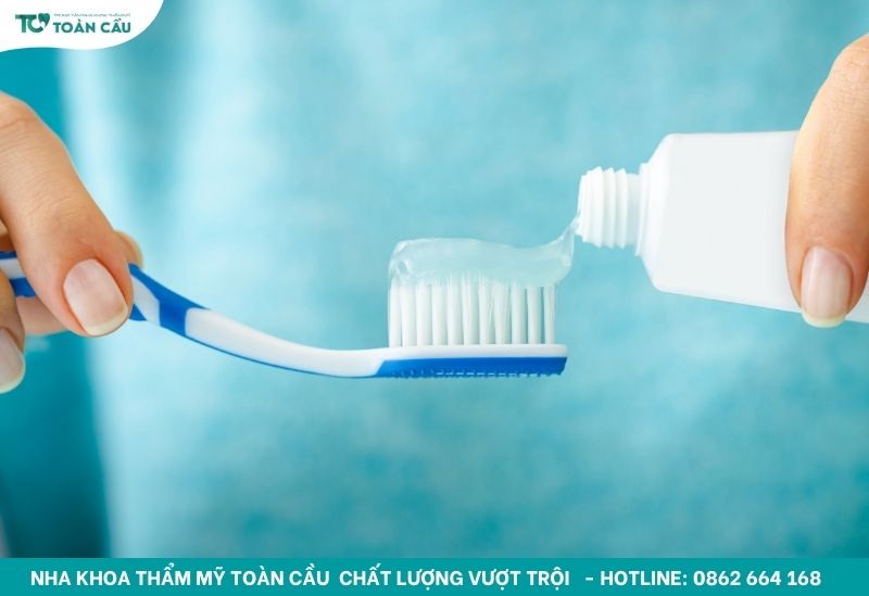 Vệ sinh răng miệng kỹ lưỡng