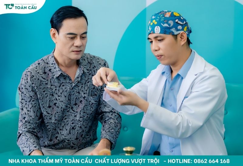 Răng bọc sứ có nên dùng tăm nước hay bàn chải là đủ? 4 Hướng dẫn chăm sóc răng sứ