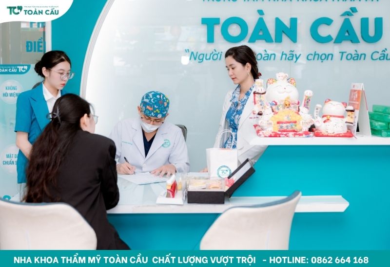 Trồng răng cửa bị gãy bao nhiêu tiền? Bảng giá làm răng 2025 5 Đăng ký trả góp nhanh chóng