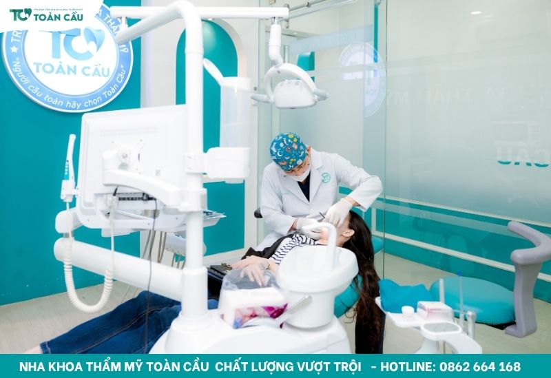 Tiêm thuốc tê nhổ răng