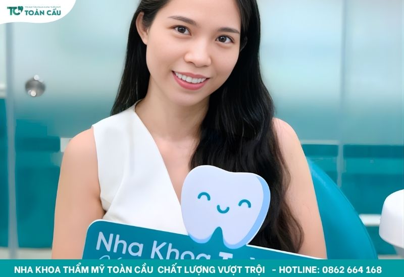 Bọc sứ thẩm mỹ phục hình răng mẻ