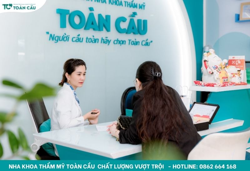 Sự an toàn khi làm răng giả không chỉ nằm ở giá