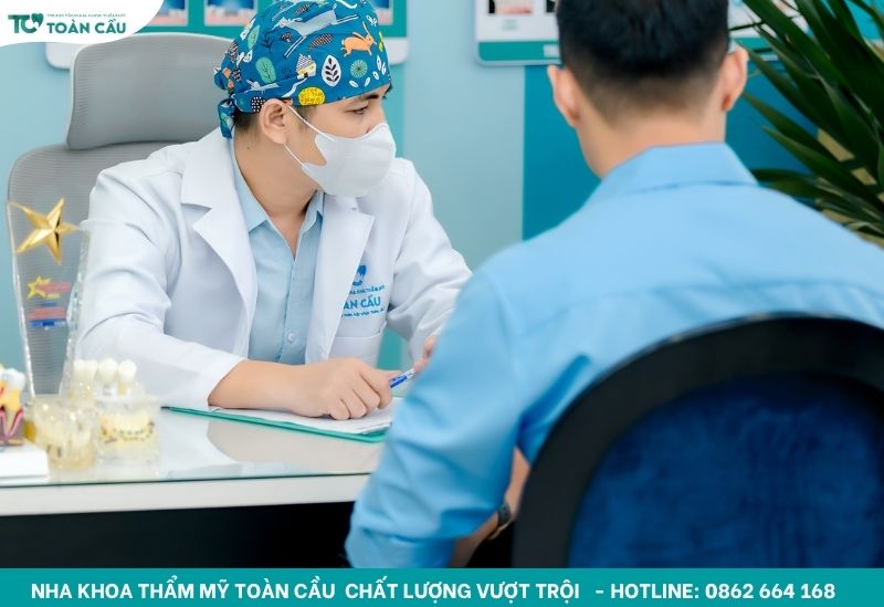 Răng sứ trắng quá phải làm sao?